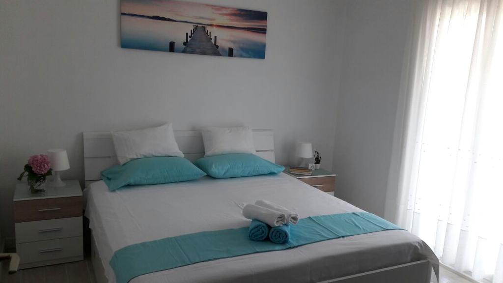 Apartments Vini And Ivana ซูชูราย ภายนอก รูปภาพ